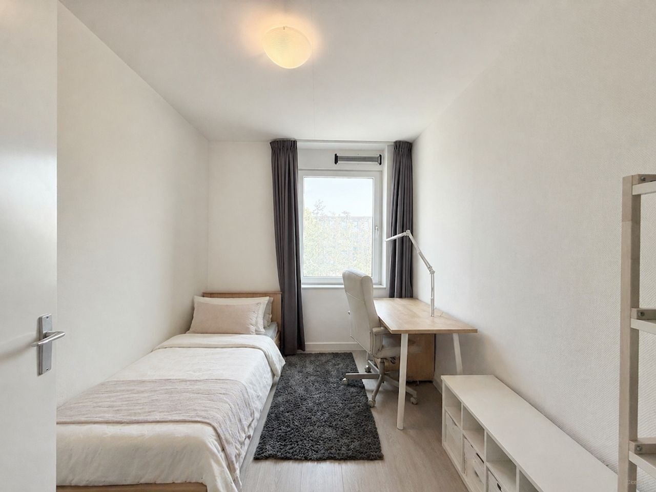 4 slaapkamers met balkon in Amstelveen - Afbeelding 10