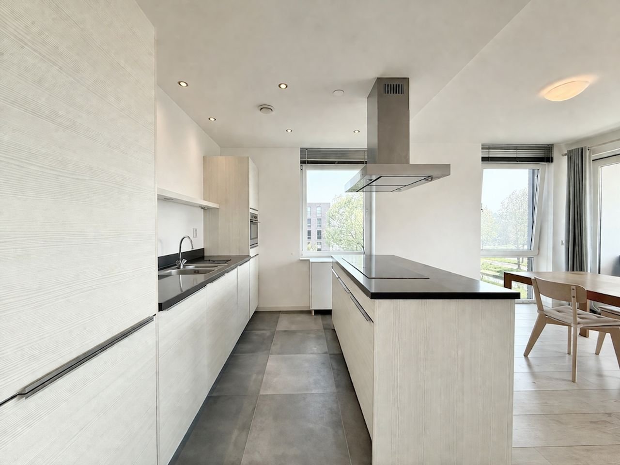 4 slaapkamers met balkon in Amstelveen - Afbeelding 5