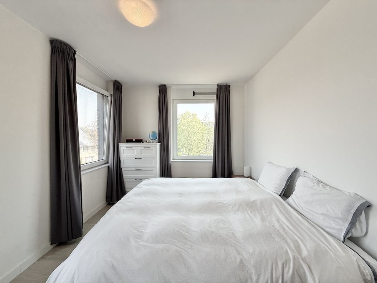 4 slaapkamers met balkon in Amstelveen - Afbeelding 8