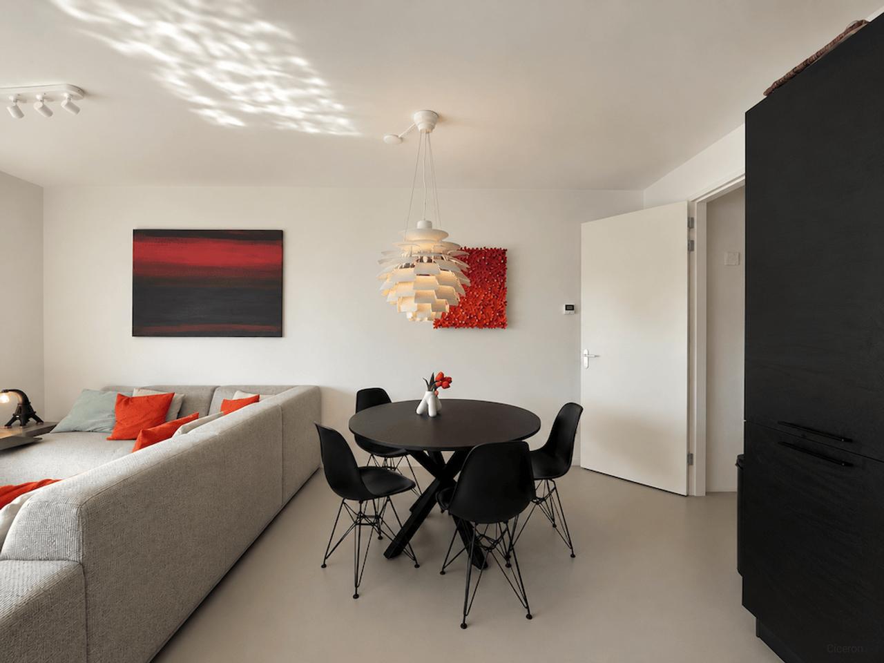 Furnished apartment with balcony by the IJ - Image 4