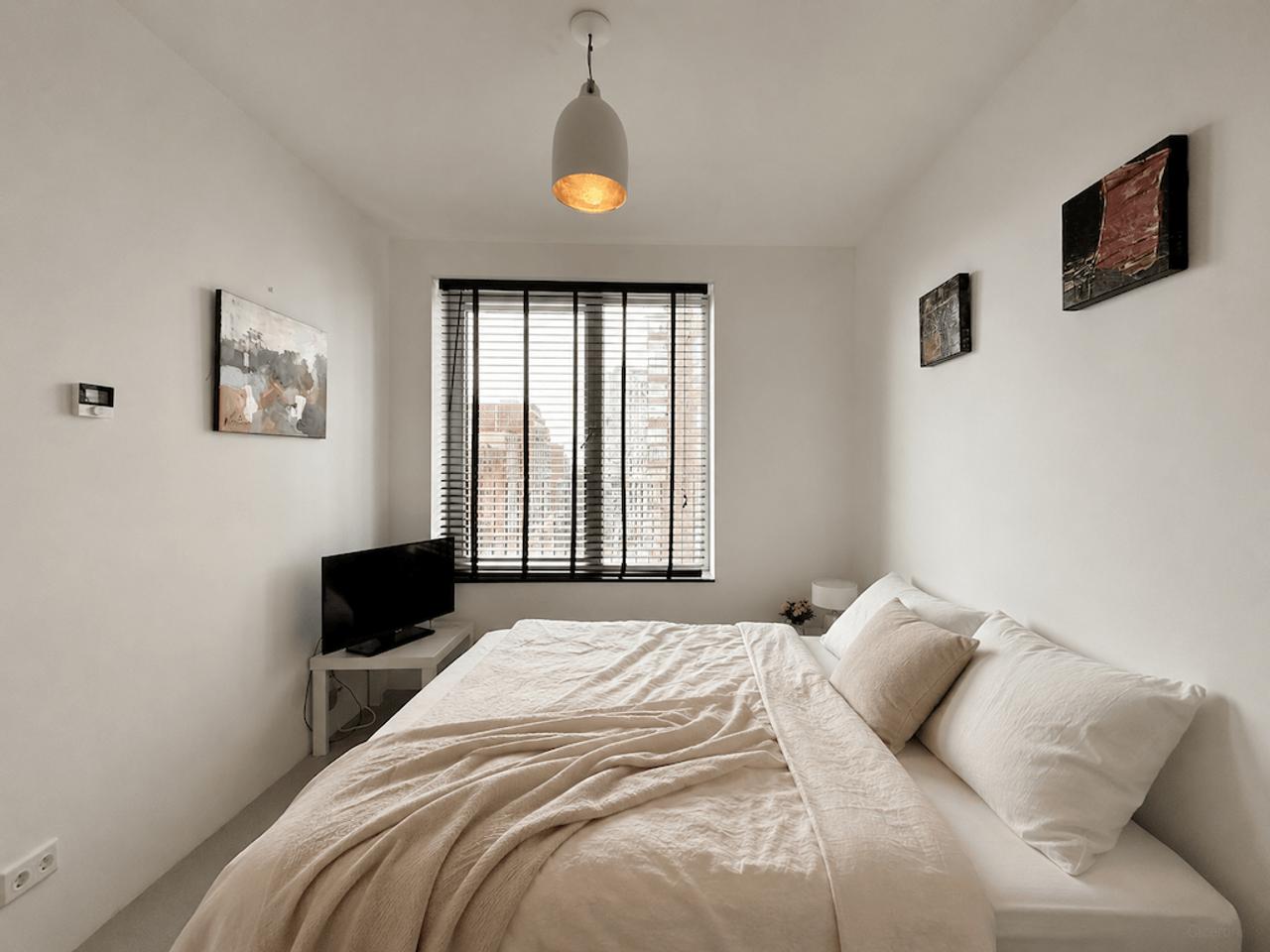 Furnished apartment with balcony by the IJ - Image 9