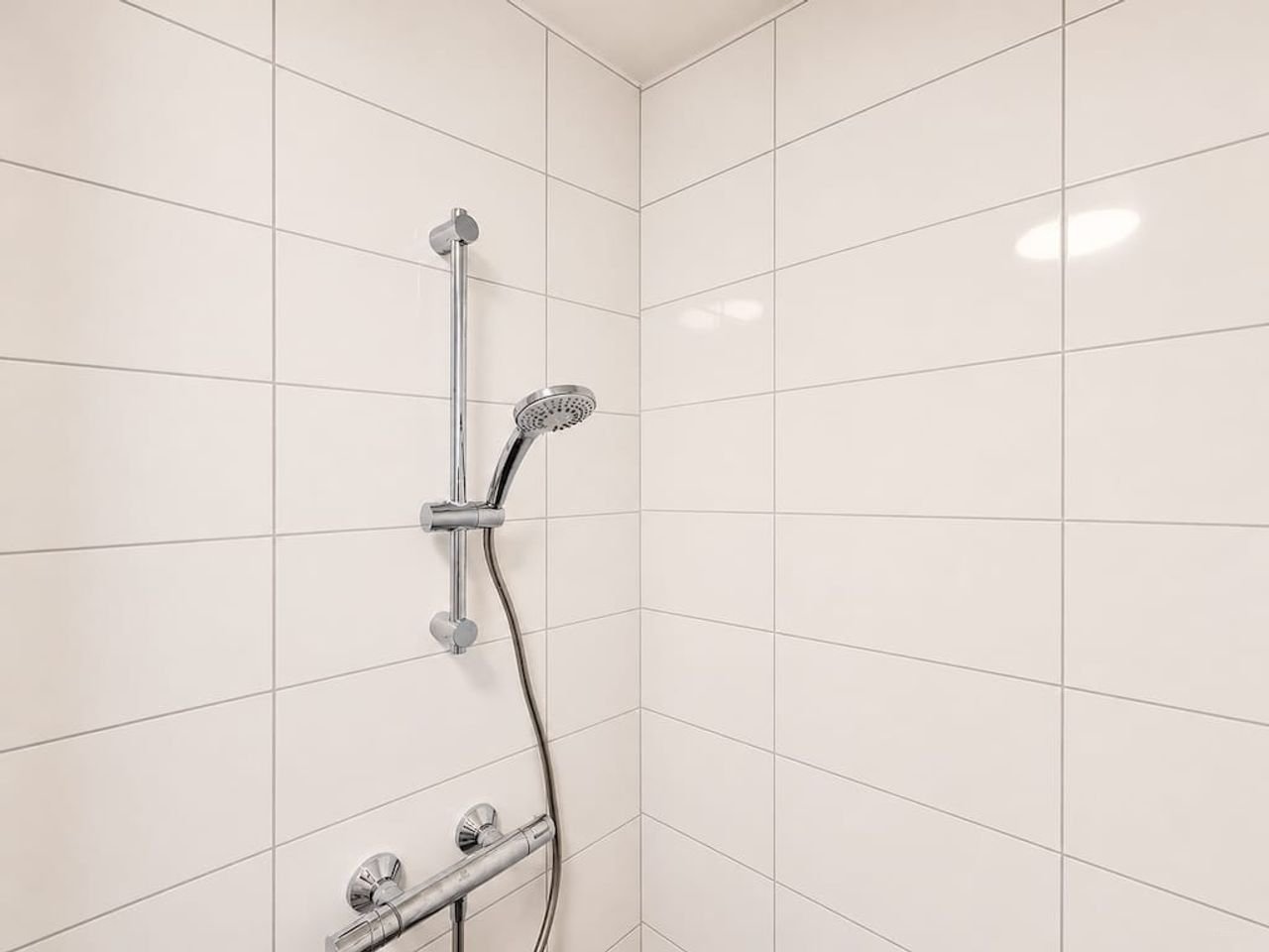 Licht appartement aan het IJ op de NDSM-werf - Afbeelding 14