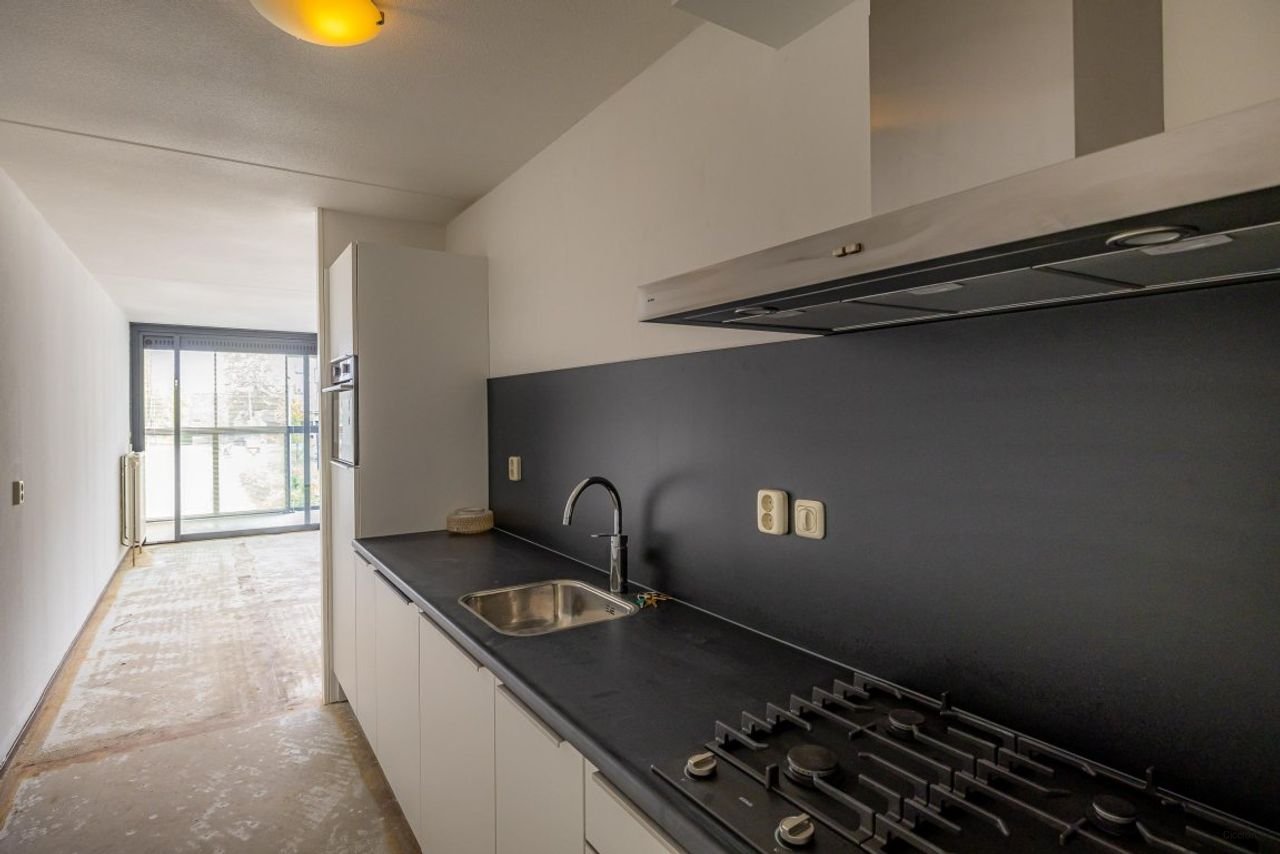 3-slaapkamerappartement met loggia - Afbeelding 7