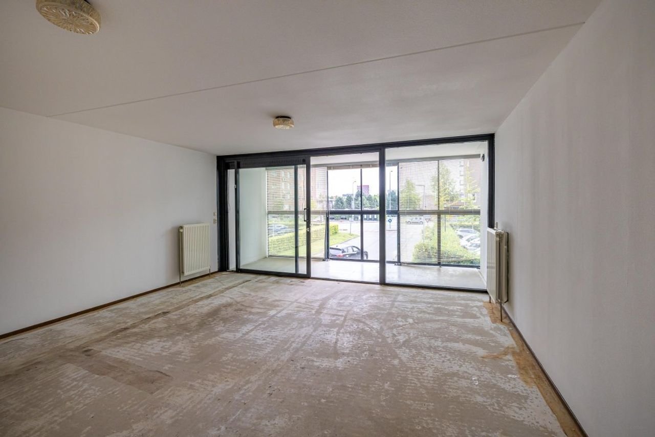 3-slaapkamerappartement met loggia - Afbeelding 4