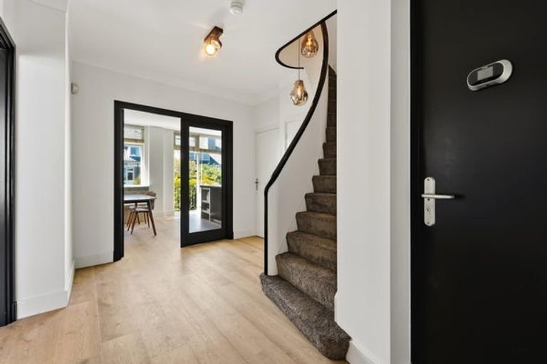 183 m² dubbele bovenwoning bij Clingendael - Afbeelding 14