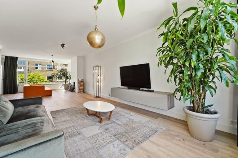 183 m² dubbele bovenwoning bij Clingendael - Afbeelding 1