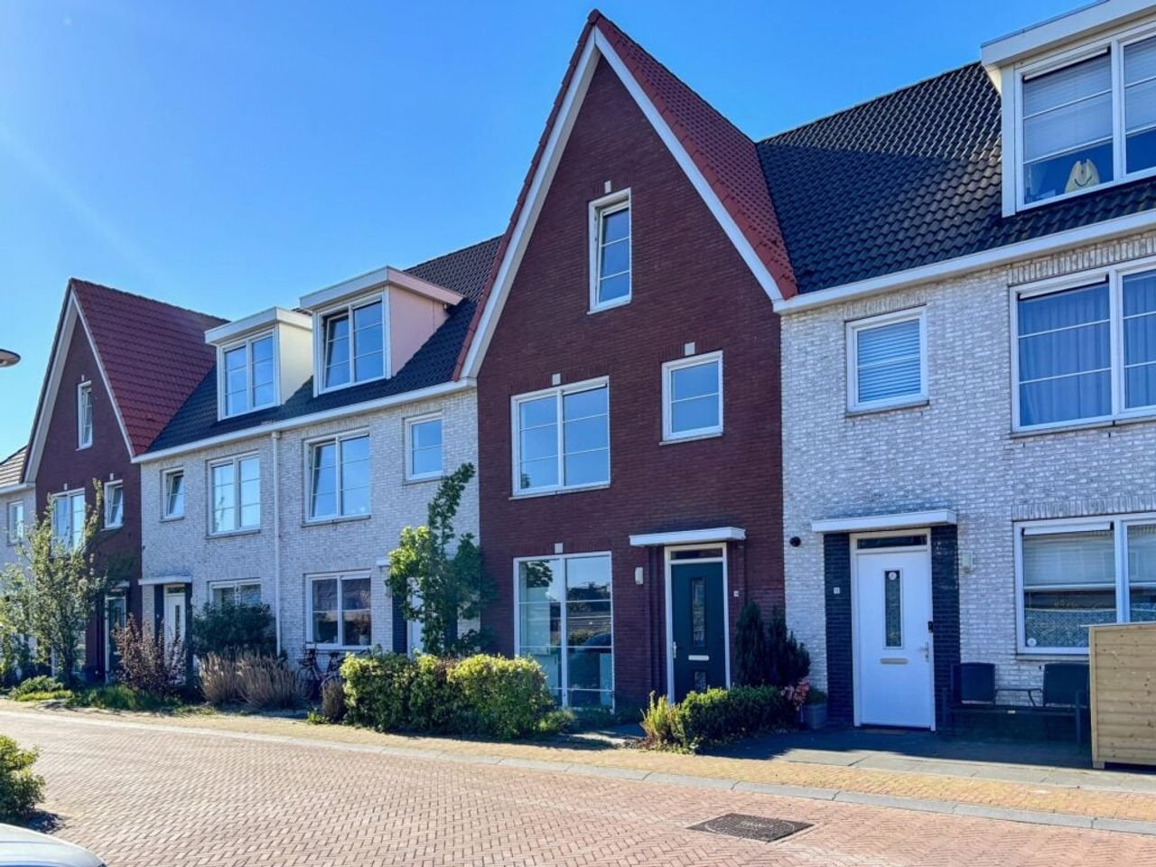 167 m² gezinswoning met tuin in Binnenduin - Afbeelding 2