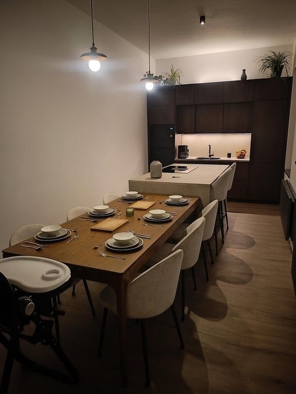 Furnished townhouse with garden and studio - Image 5