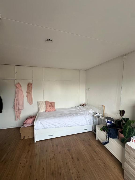 13 m² Room in Tilburg with Shared Kitchen - Image 4