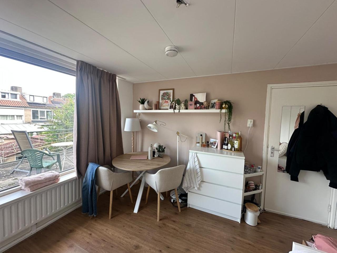 13 m² Room in Tilburg with Shared Kitchen - Image 7