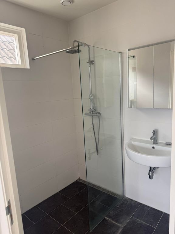 Gemeubileerde studio met balkon - Afbeelding 4