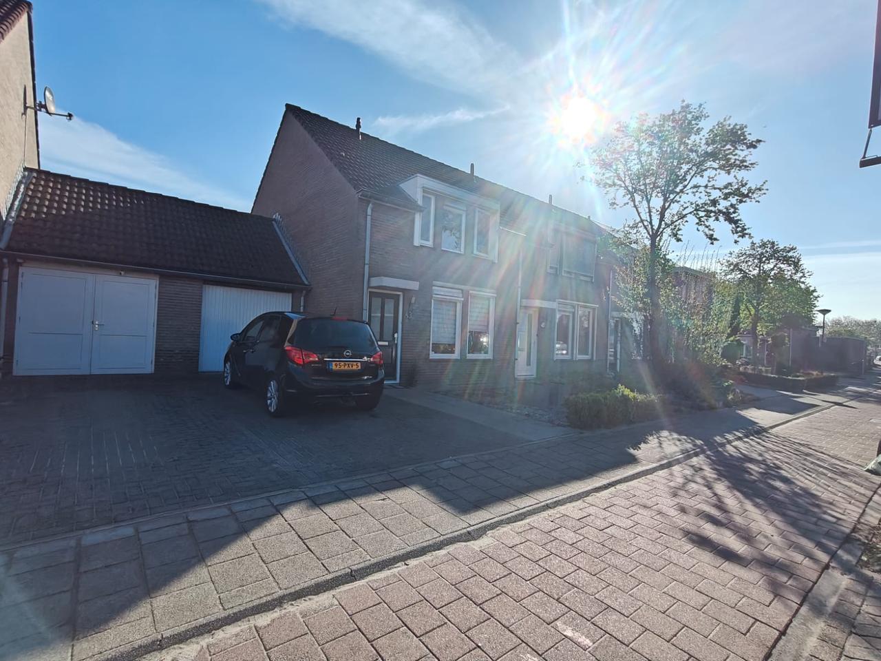117 m² Family Home with 3 Bedrooms - Image 1