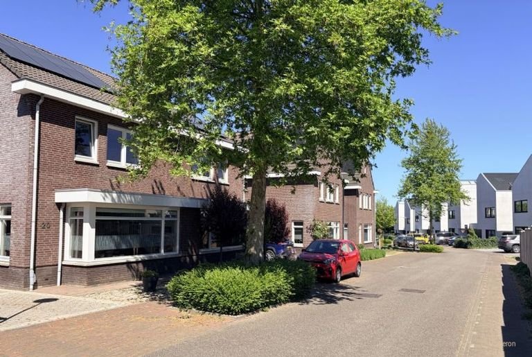 Energy-efficient semi-detached house in Amstenrade - Image 4