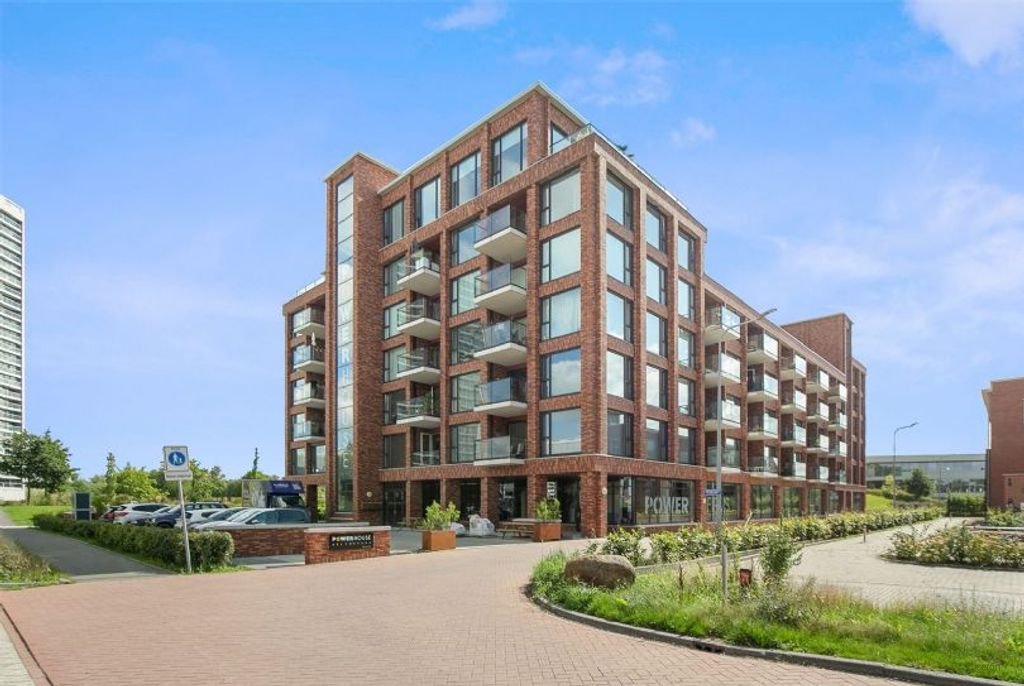 3-kamerappartement met balkon en parkeerplek - Afbeelding 1
