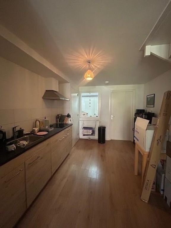 Hofjesappartement in hartje Leiden - Afbeelding 9