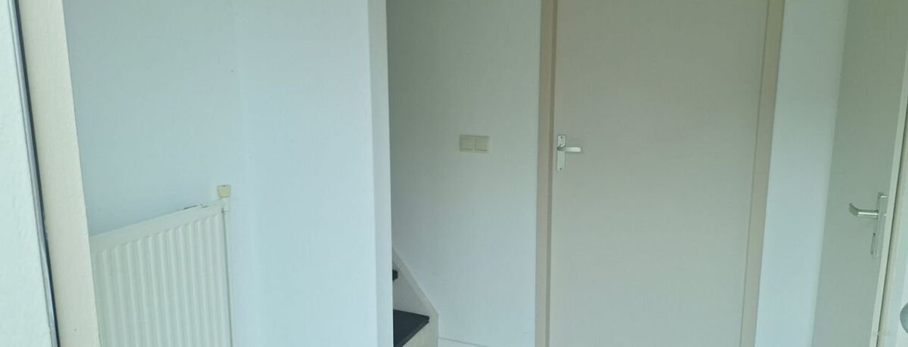 Corner house with garden in the heart of Valkenswaard - Image 1