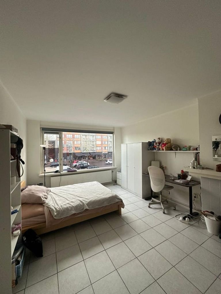 Room above Stadsveld Shopping Center - Image 2