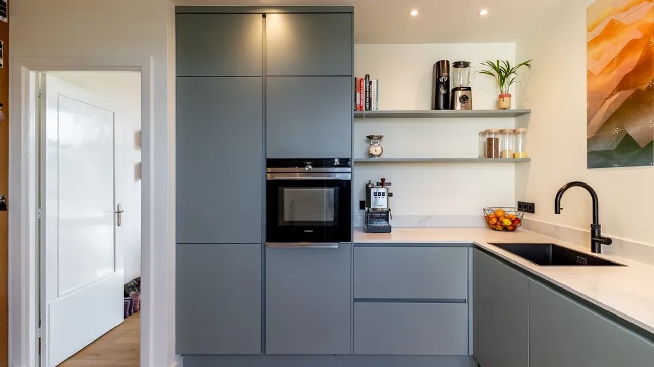 Gemeubileerd 4-slaapkamerappartement in Blijdorp - Afbeelding 17
