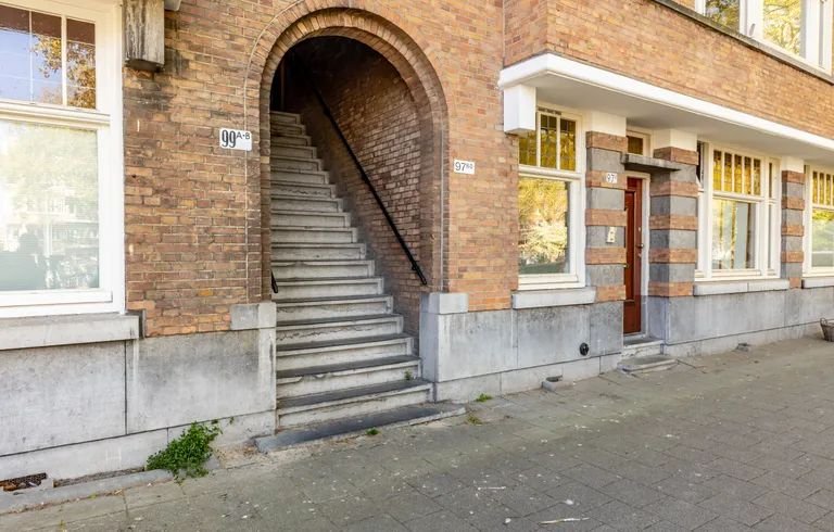 Gemeubileerd 4-slaapkamerappartement in Blijdorp - Afbeelding 5