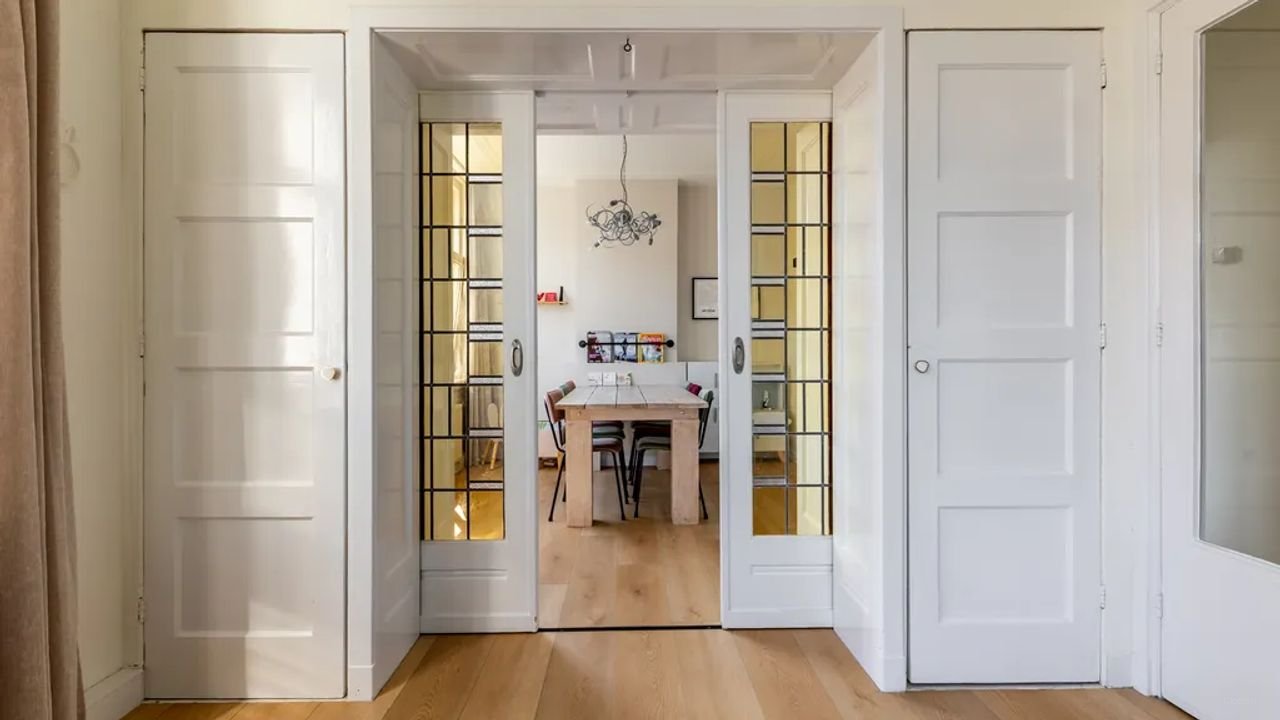 Gemeubileerd 4-slaapkamerappartement in Blijdorp - Afbeelding 13