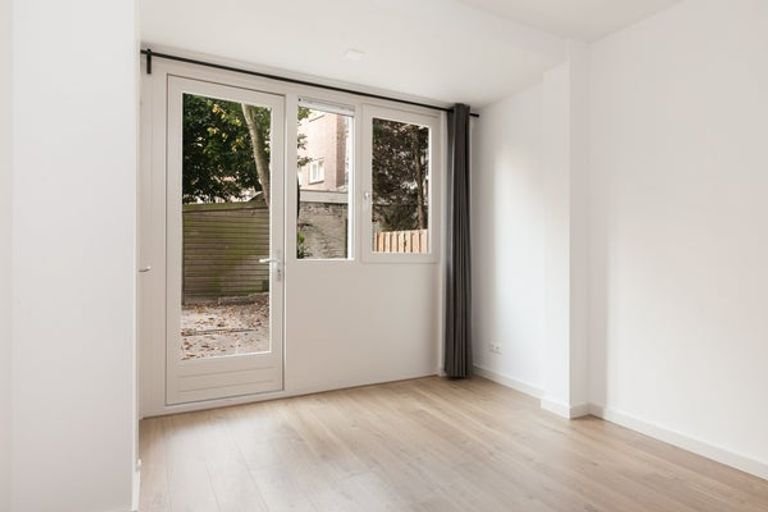 Begane grond met tuin in De Baarsjes - Afbeelding 9