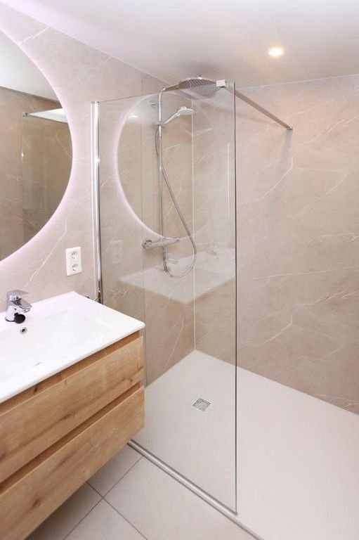 Corner apartment with 3 bedrooms - Image 18