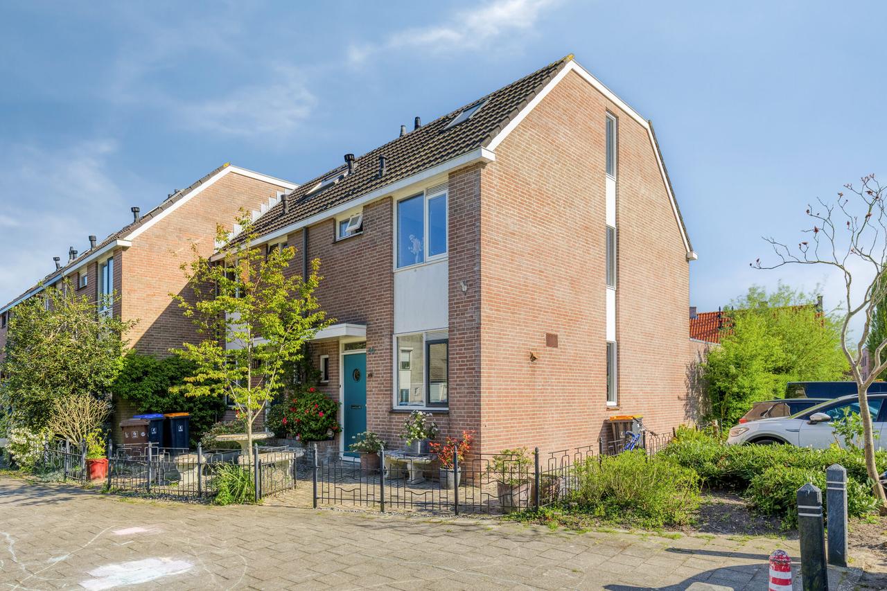 Huis aan Looijersdijk, per direct vrij - Afbeelding 1