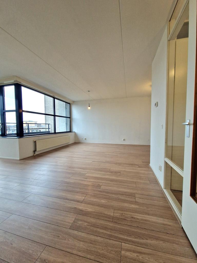 86 m² apartment with loggia in Rijswijk - Image 2