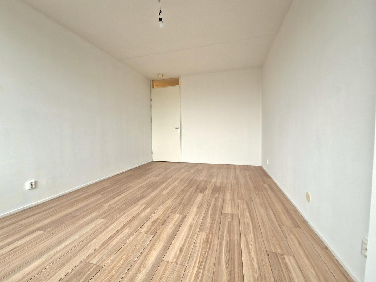 86 m² apartment with loggia in Rijswijk - Image 23