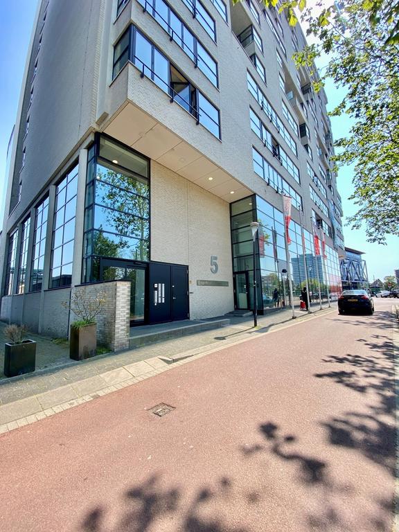 86 m² apartment with loggia in Rijswijk - Image 24