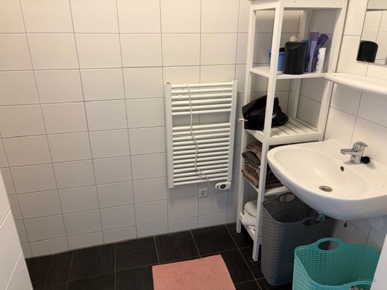 Apartment with Terrace in Huiswaard - Image 10