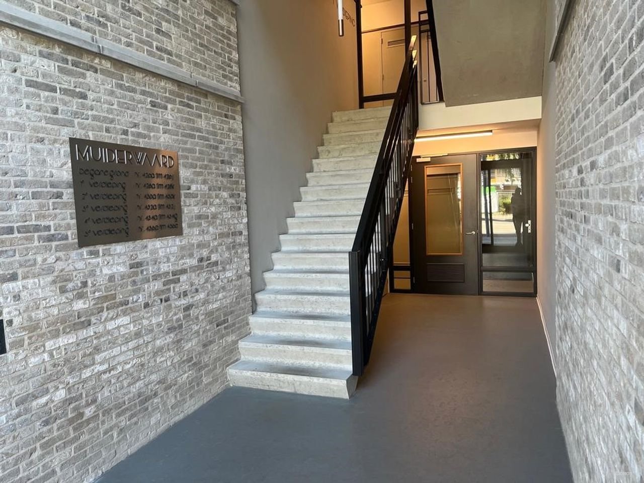 Apartment with Terrace in Huiswaard - Image 2