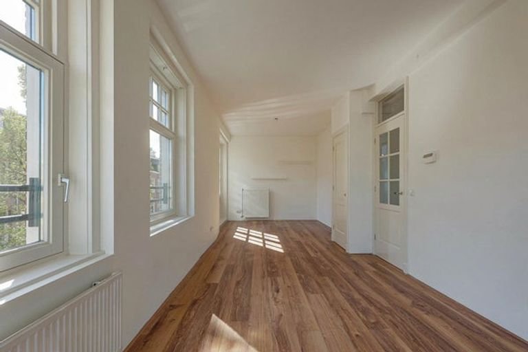 73 m2 appartement aan de Overtoom - Afbeelding 2