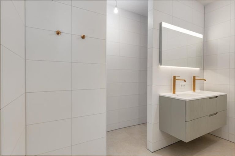99 m2 appartement met balkon en parking - Afbeelding 13