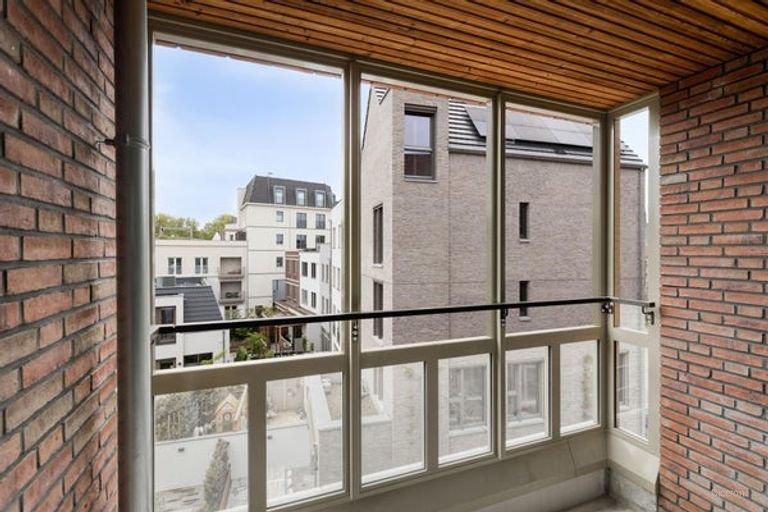99 m2 appartement met balkon en parking - Afbeelding 9