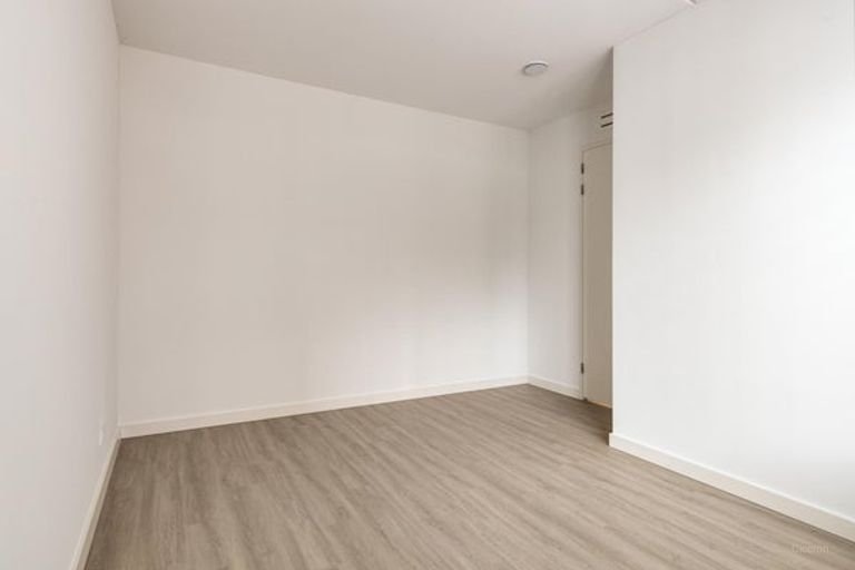 99 m2 appartement met balkon en parking - Afbeelding 11