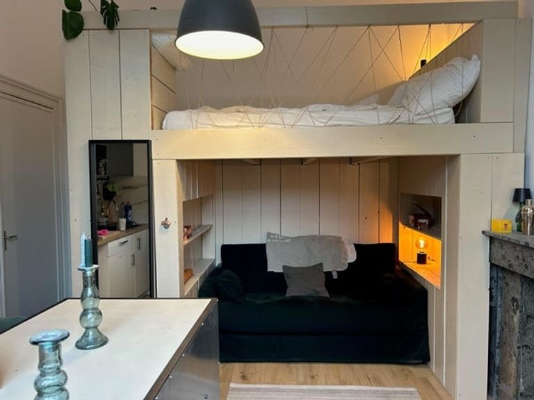 Student Room with Kitchen in Wyck - Image 3