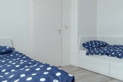 Furnished 2-room apartment with balcony - Image 16