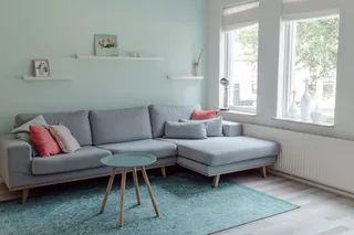 Furnished 2-room apartment with balcony