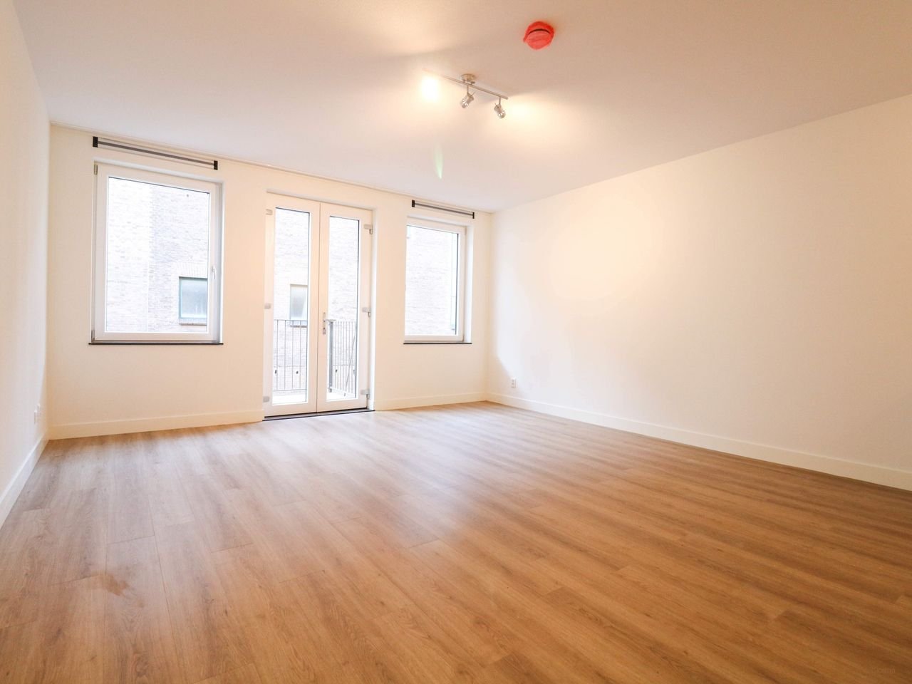 Studio met balkon in centrum Den Haag - Afbeelding 4