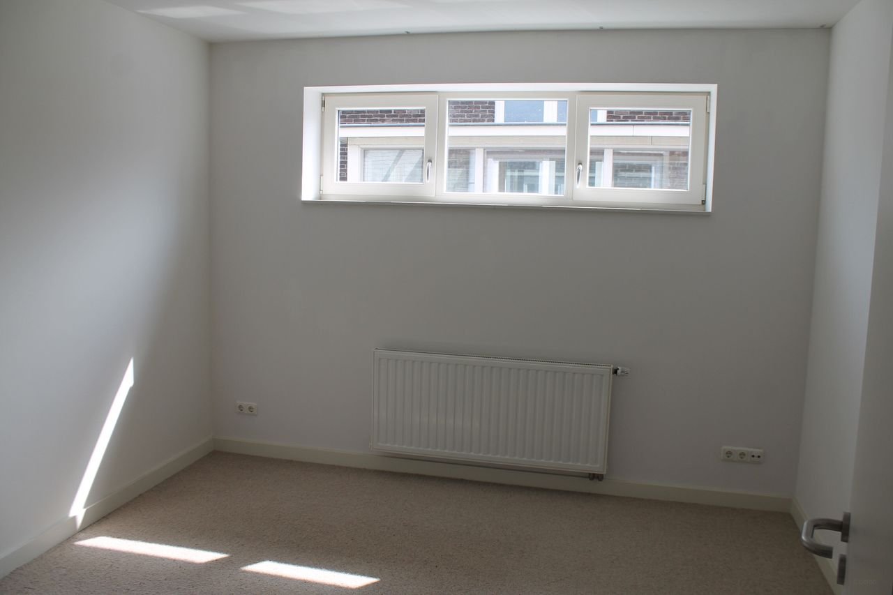 100 m2 apartment with 2 bedrooms - Image 12