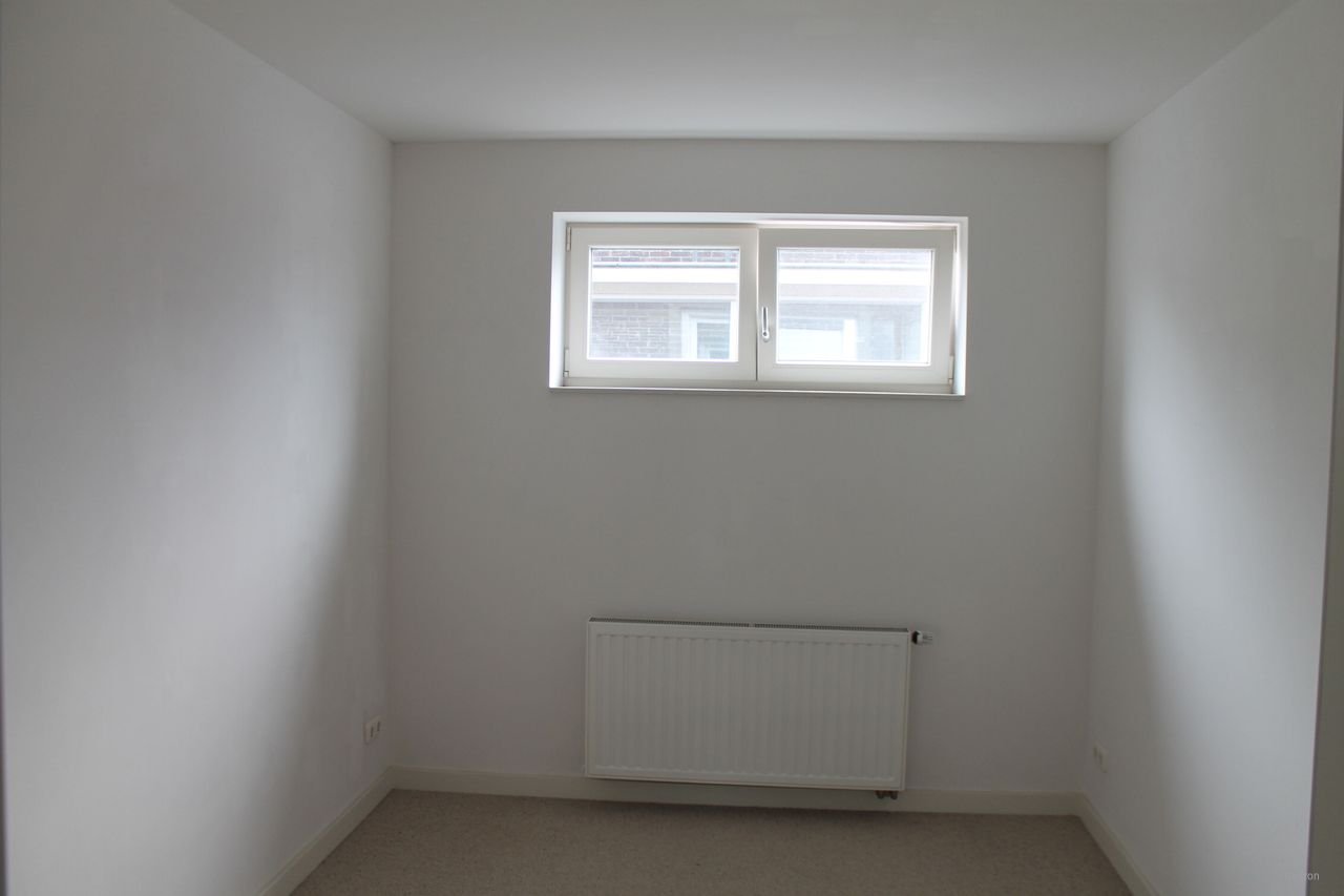 100 m2 apartment with 2 bedrooms - Image 11