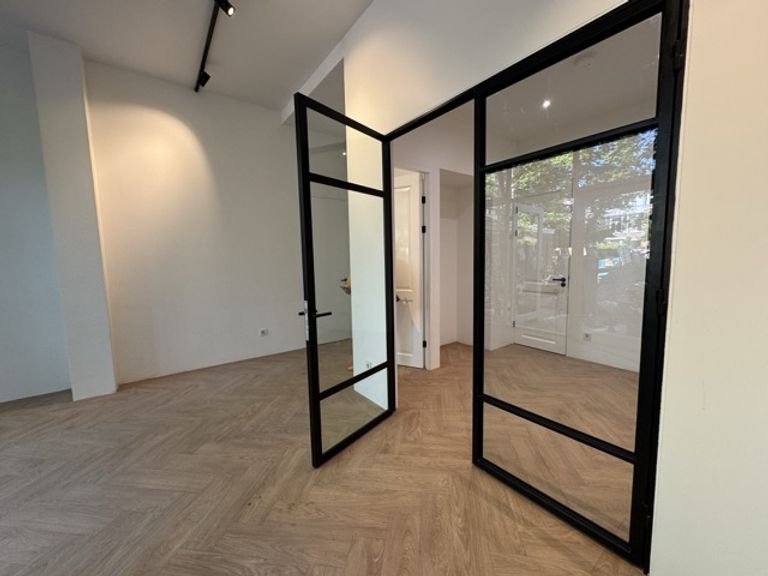 Gemeubileerd 70 m² appartement met tuin in Den Haag - Afbeelding 2