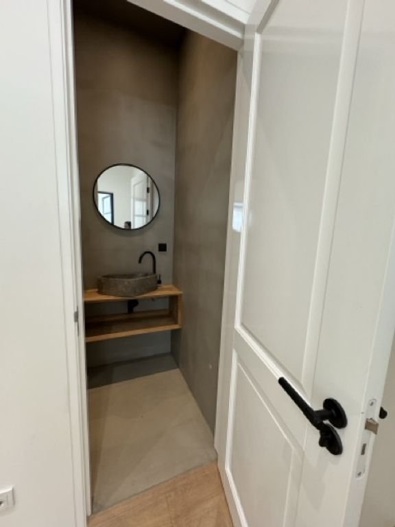 Gemeubileerd 70 m² appartement met tuin in Den Haag - Afbeelding 8