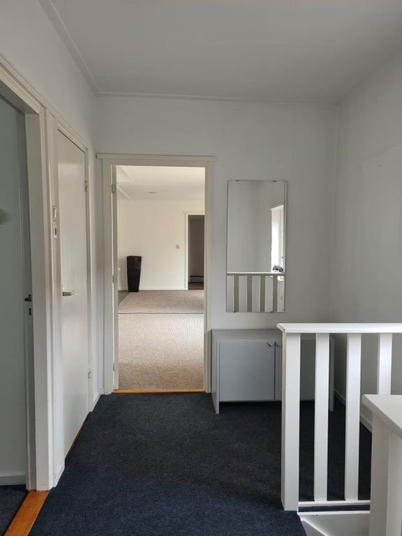 Upper-floor apartment of 155 m² with roof terrace in Enschede - Image 15