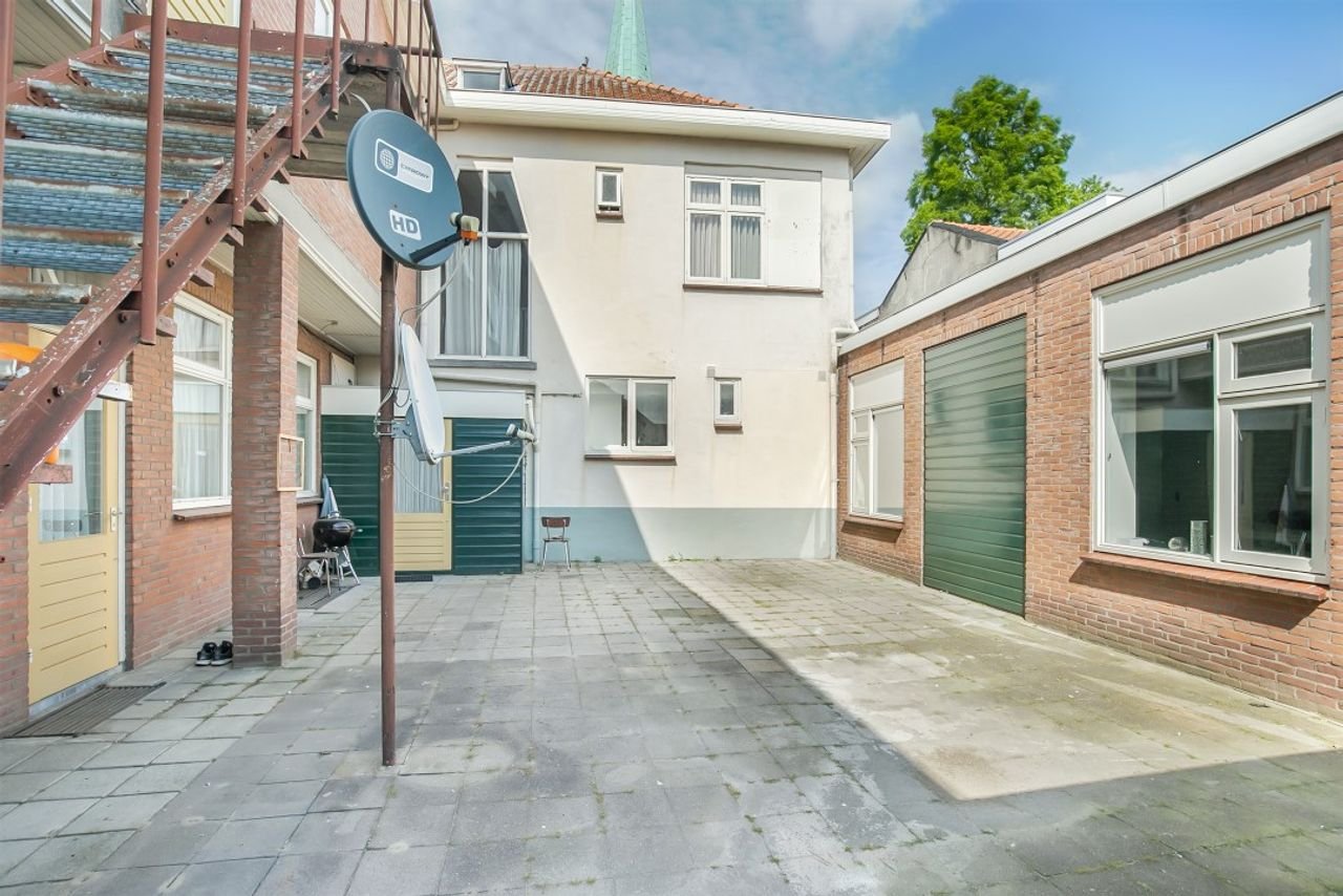 Furnished studio in the heart of Sint Jansteen - Image 10