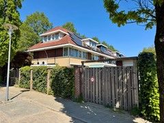 Hoekwoning met tuin en garage - Afbeelding 4
