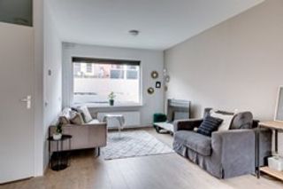 Tussenwoning met 4 slaapkamers en tuin - Afbeelding 3