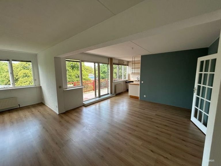 107 m2 apartment with sunny terrace - Image 8