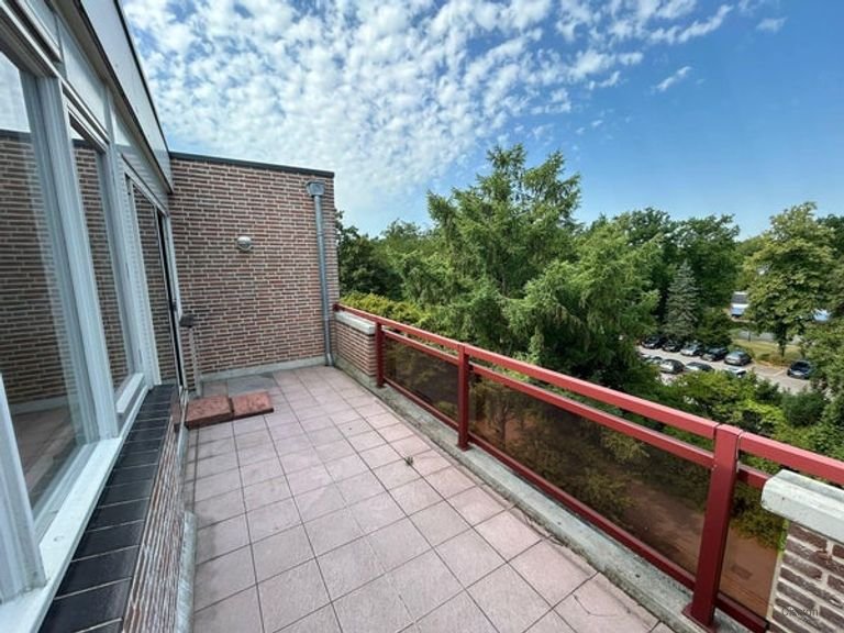 107 m2 apartment with sunny terrace - Image 21